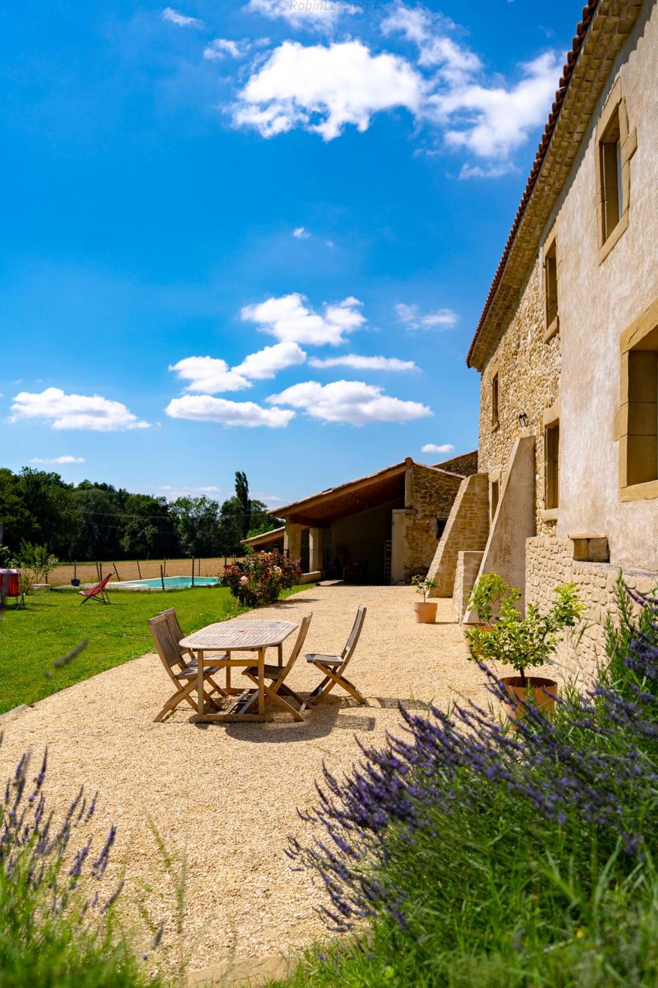 Le Petit Riousset, Gite A La Campagne, Piscine Bed & Breakfast Montvendre Exterior foto